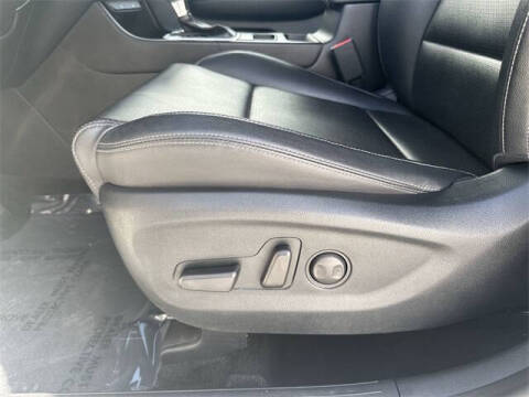 2022 Kia Sportage EX