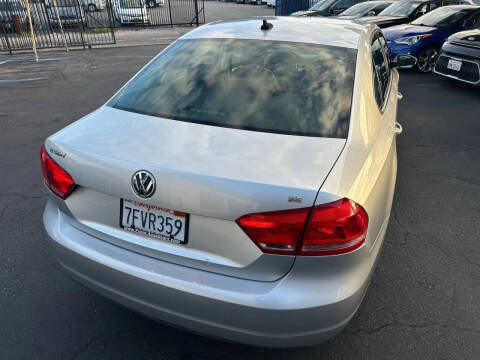 2013 Volkswagen Passat