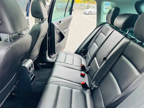 2016 Volkswagen Tiguan 2.0T SE