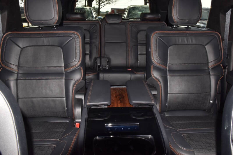 2023 Lincoln Navigator L Black Label