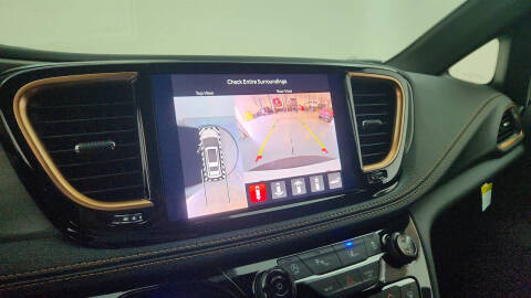 2027 Chrysler Pacifica Pinnacle