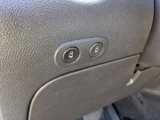 2010 Chevrolet HHR Panel LS