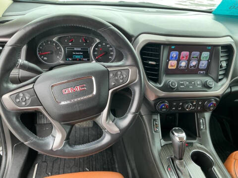 2017 GMC Acadia SLT-1
