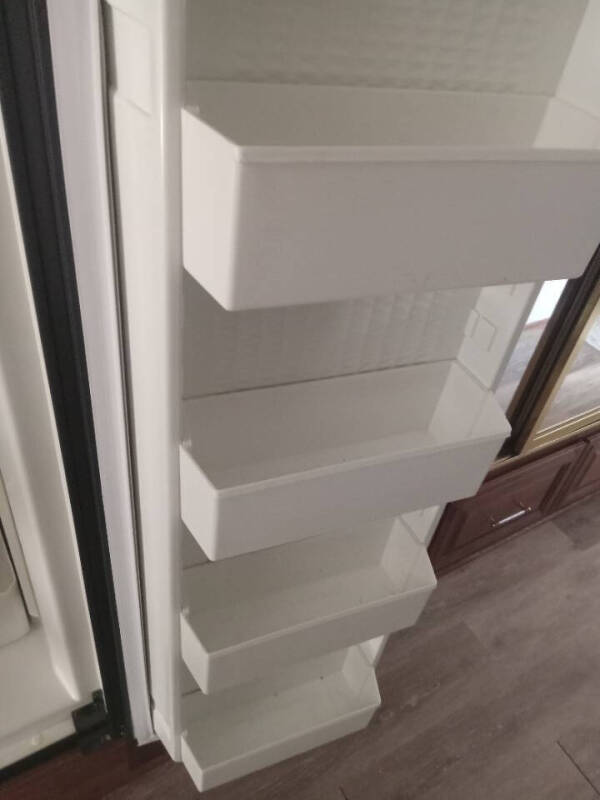 2002 Freightliner XC Chassis