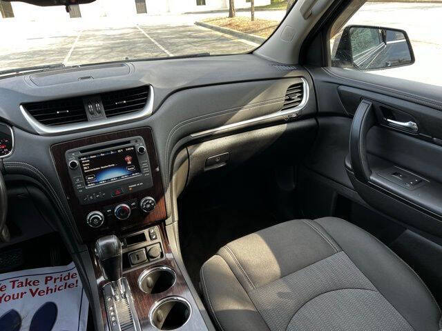 2017 Chevrolet Traverse LT