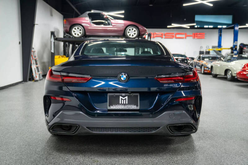 2025 BMW 8 Series 840i