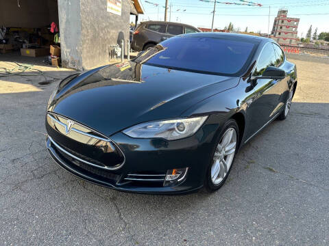 2014 Tesla Model S 85