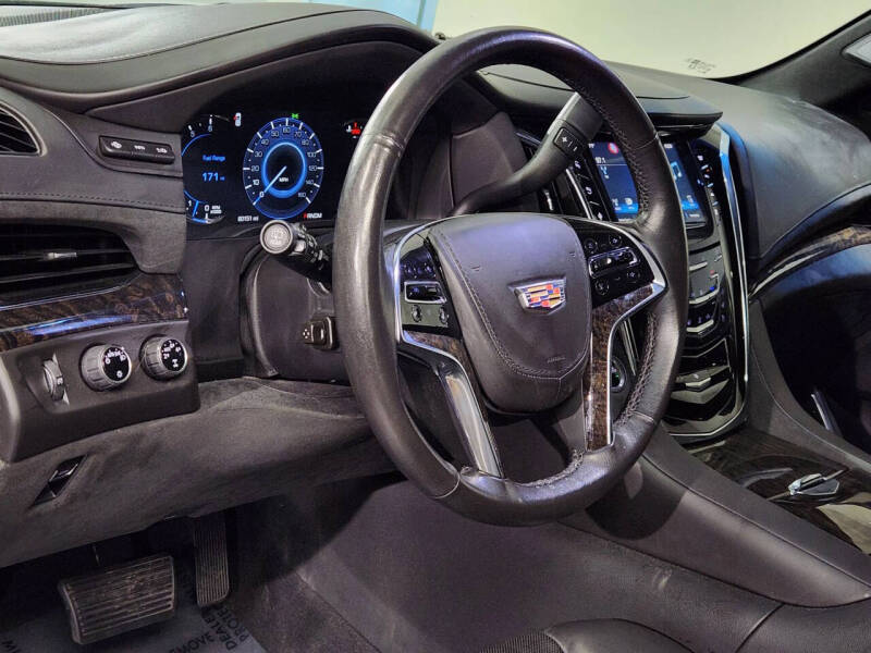 2016 Cadillac Escalade Platinum