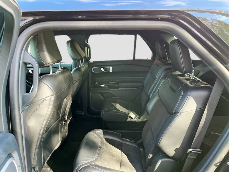 2022 Ford Explorer ST