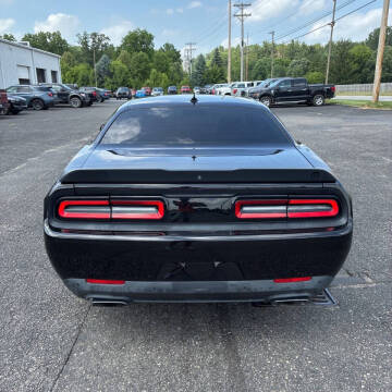 2015 Dodge Challenger R/T Scat Pack Shaker