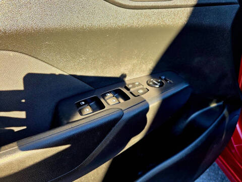 2019 Hyundai Accent SE