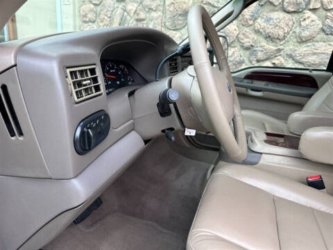 2003 Ford Excursion Limited