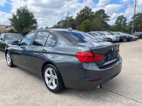 2014 BMW 3 Series 320i