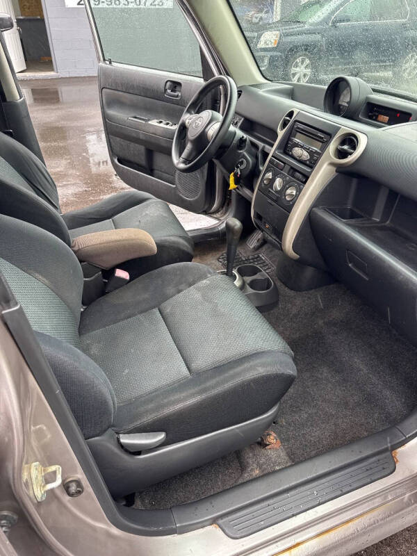 2006 Scion xB