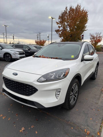 2020 Ford Escape SEL