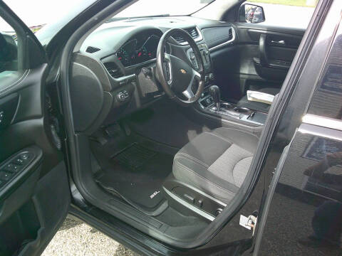 2017 Chevrolet Traverse LT