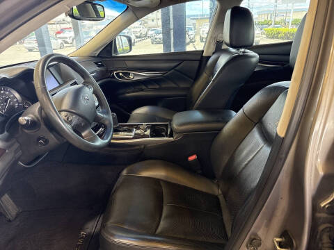 2012 Infiniti M37