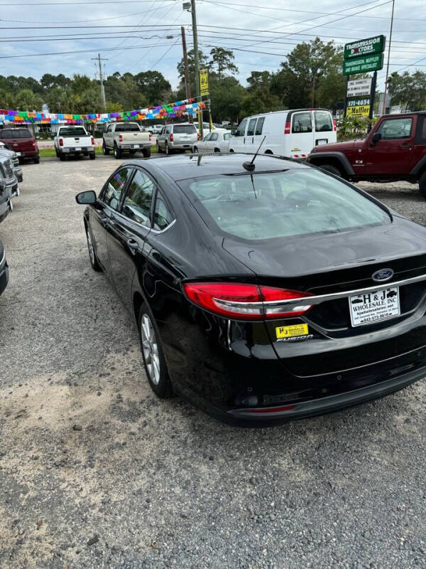 2017 Ford Fusion SE photo 15