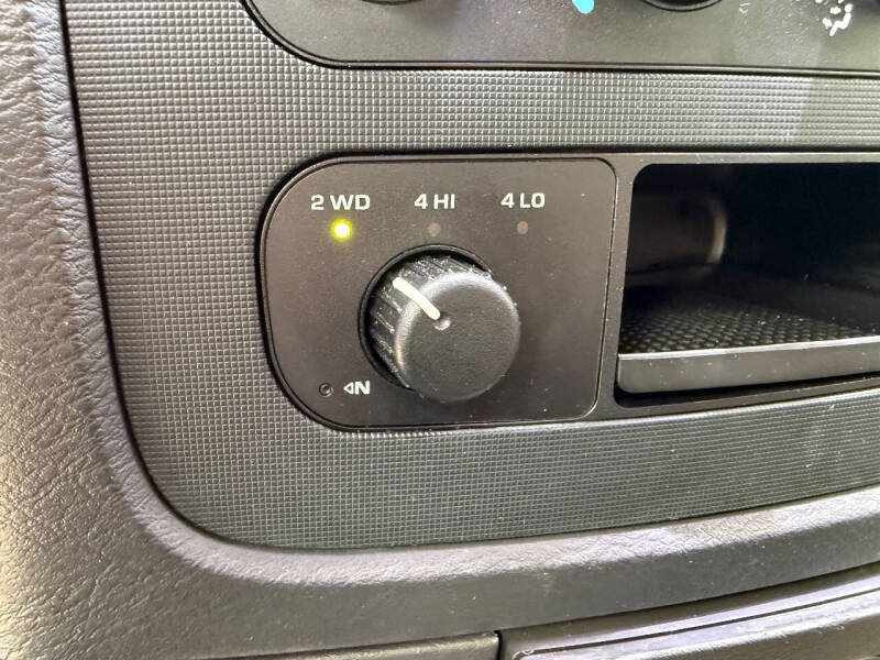 2004 Dodge Ram 1500 SLT
