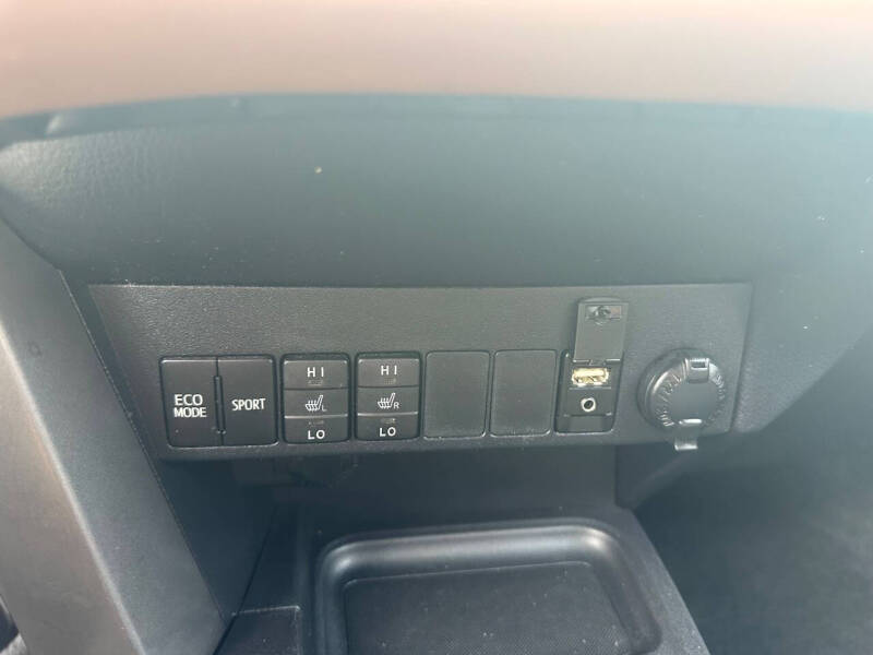 2016 Toyota RAV4 SE