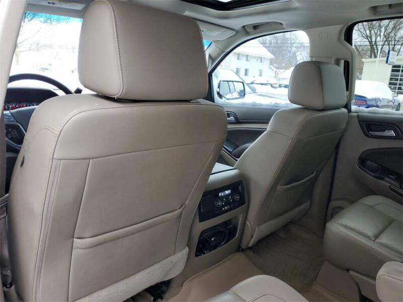 2016 Chevrolet Suburban LT