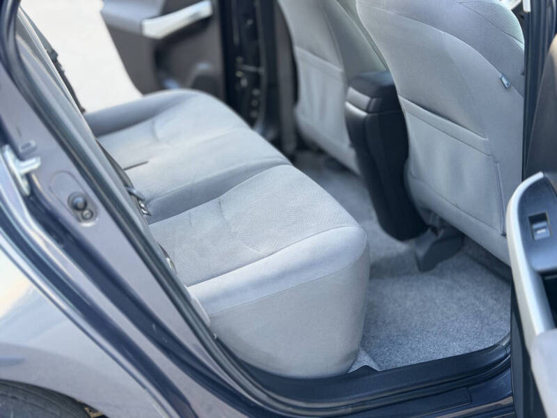 2013 Toyota Prius One