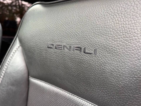 2021 GMC Yukon XL Denali