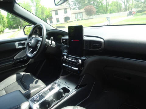 2022 Ford Explorer ST