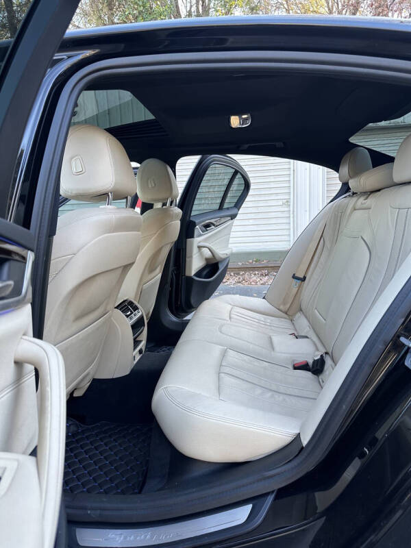 2017 BMW 5 Series 530i