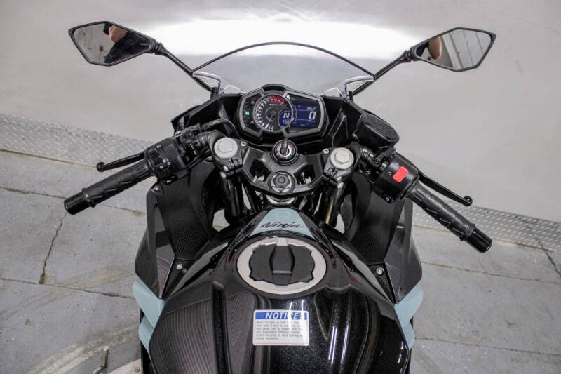 2020 Kawasaki Ninja 400