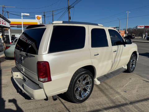2005 Cadillac Escalade