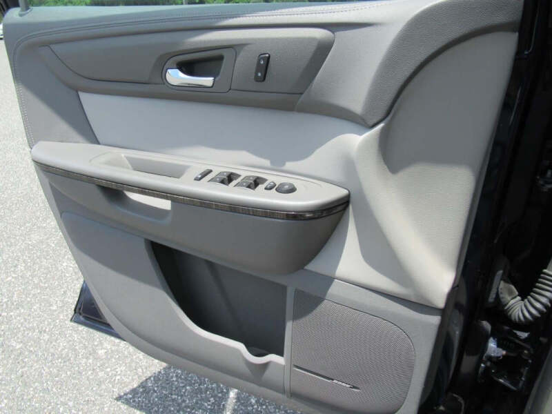 2016 GMC Acadia SLT-1