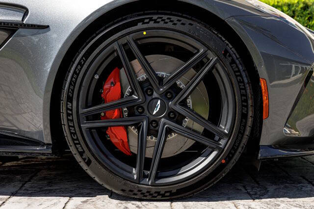 2026 Aston Martin Vantage