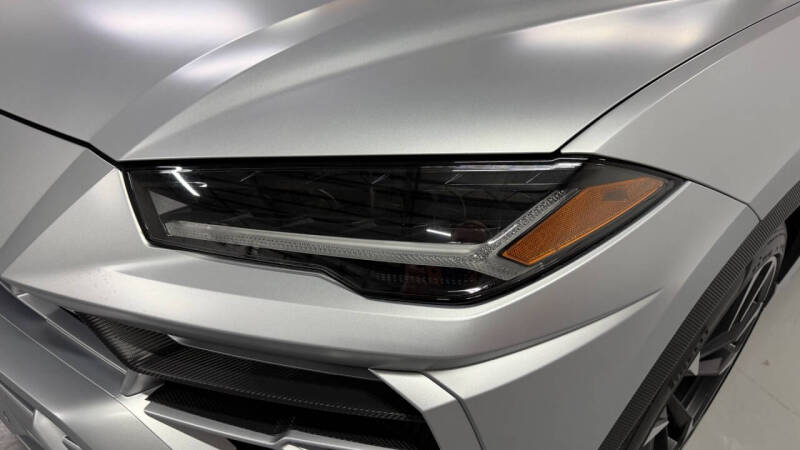 2022 Lamborghini Urus