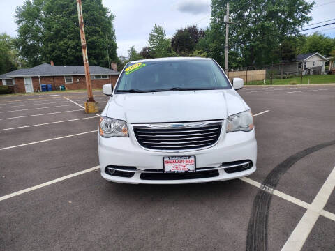 2016 Chrysler Town and Country Touring