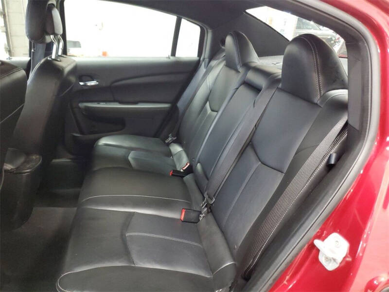 2012 Chrysler 200 Limited