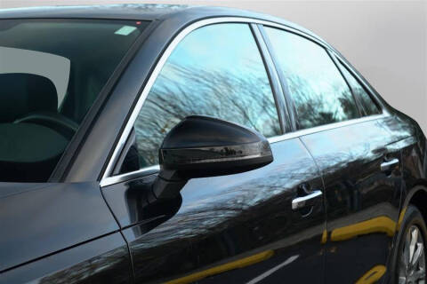 2022 Audi A4 quattro Premium 40 TFSI