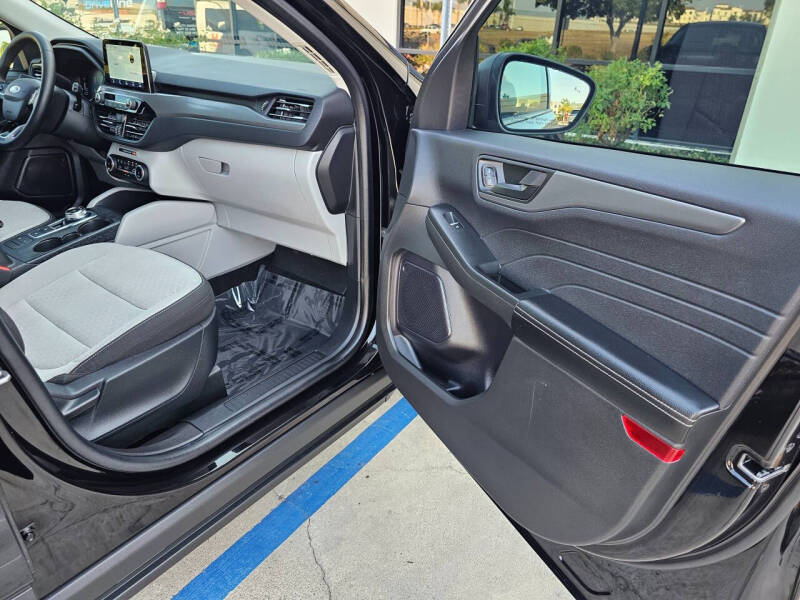 2024 Ford Escape Active