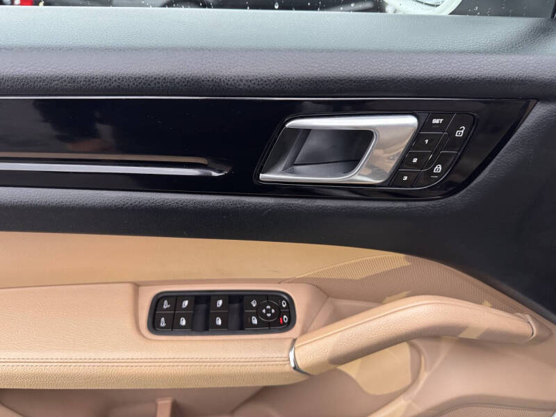 2020 Porsche Cayenne