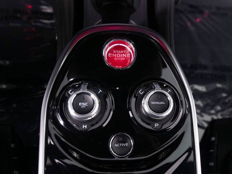 2023 McLaren GT