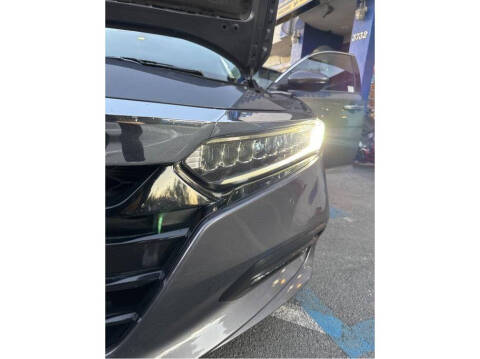 2020 Honda Accord Hybrid Touring