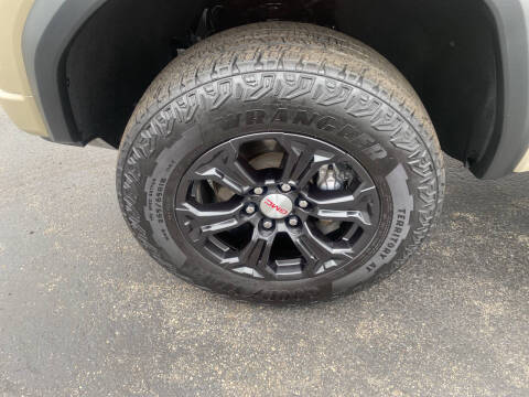 2024 GMC Canyon Elevation