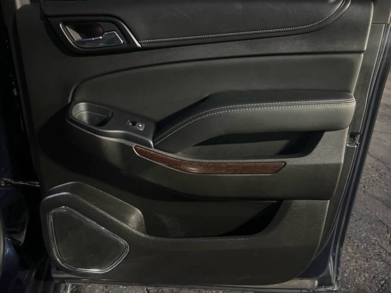 2017 GMC Yukon XL SLT