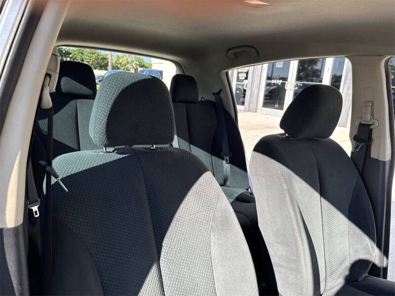 2011 Nissan Versa 1.8 S