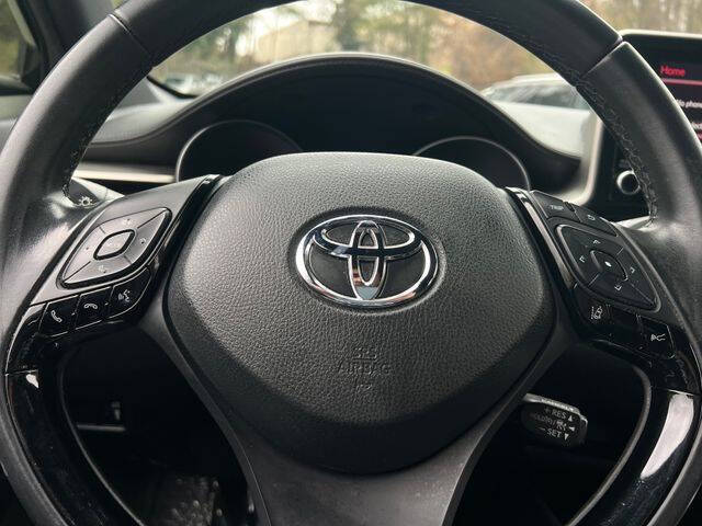 2019 Toyota C-HR XLE