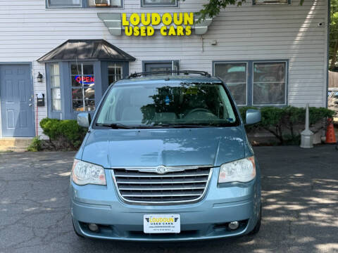 2010 Chrysler Town and Country Touring