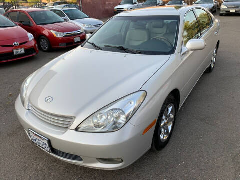 2002 Lexus ES 300 for sale at C. H. Auto Sales in Citrus Heights CA