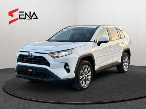 2020 Toyota RAV4 XLE Premium