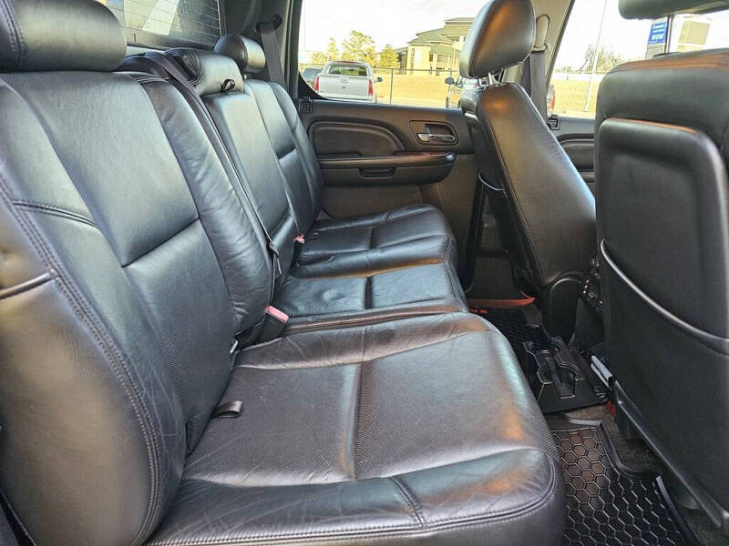 2011 Cadillac Escalade EXT Premium