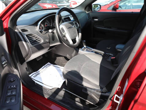 2012 Chrysler 200 Touring